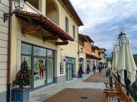 prada spa outlet barberino del mugello fi|Prada Outlet a Barberino di Mugello: orari, mappa e sconti.